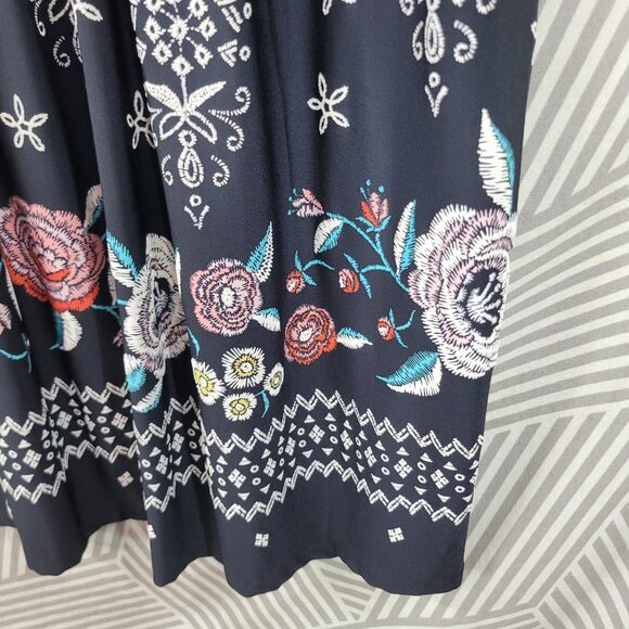 NEW Perceptions Shirt Dress Plus Size 1X Black Floral Midi Stretchy Pleated Top - Picture 5 of 8